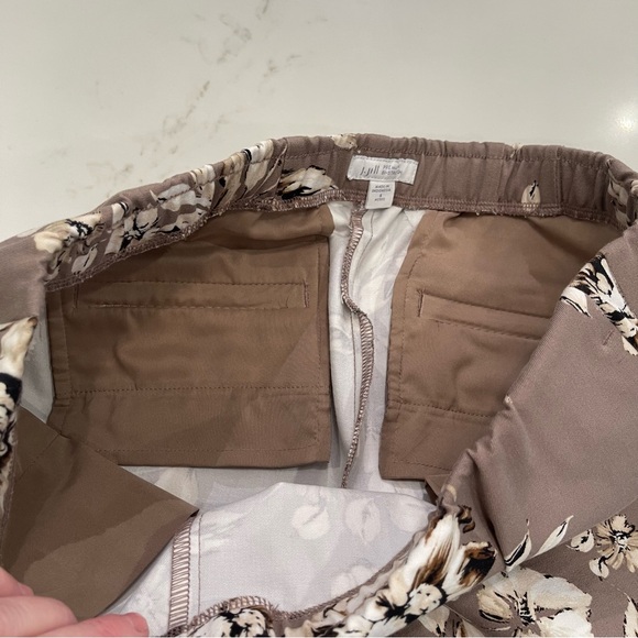 NWOT! J.Jill Woman’s Floral Print Pants w. Elastic Waistband - Picture 11 of 16